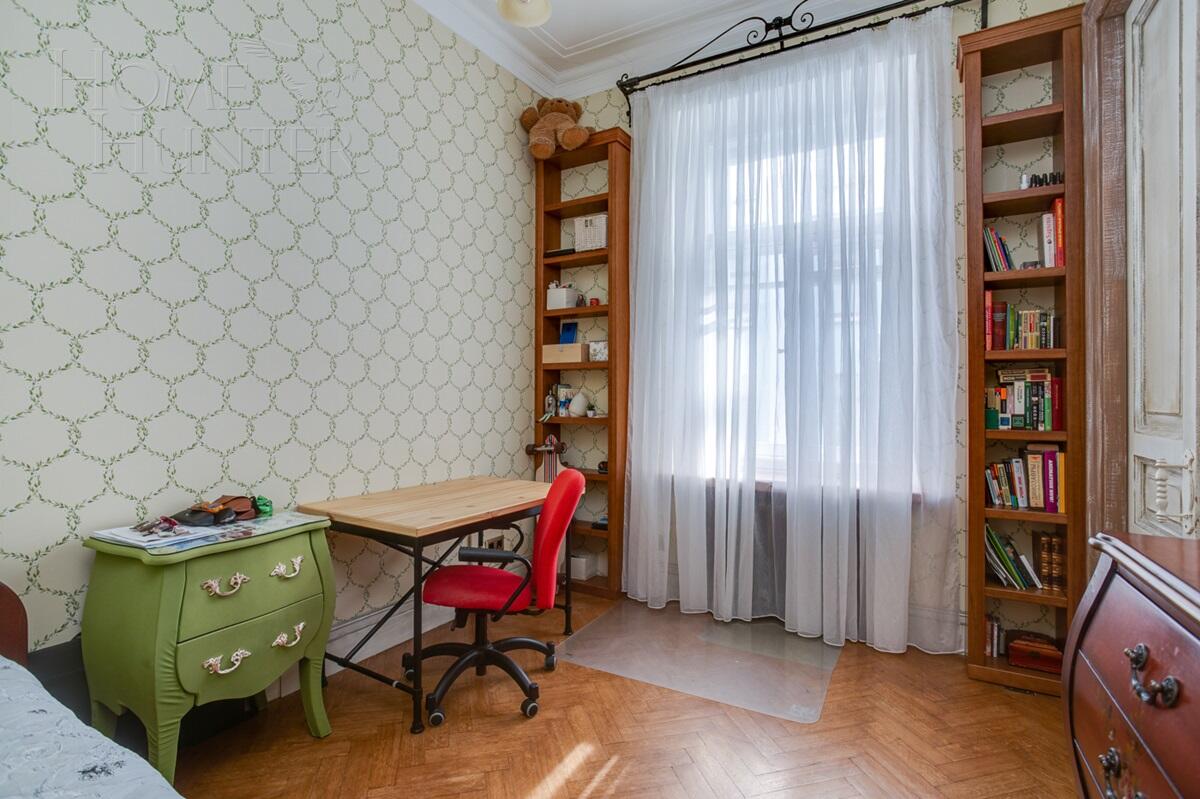 4-КОМН. КВАРТИРА С ОТДЕЛКОЙ 125 М² НА 4 ЭТАЖЕ