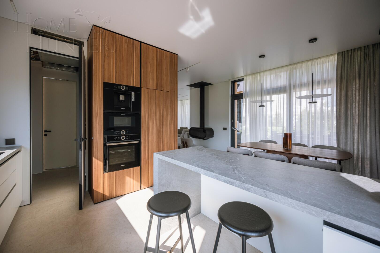 2-этажный коттедж 420 м² с отделкой