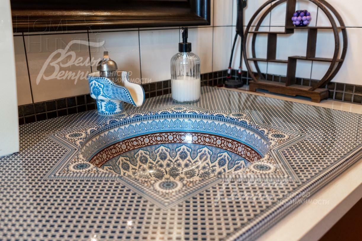 3-этажный коттедж 720 м² с отделкой