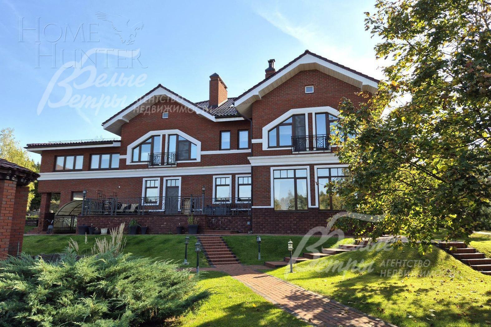 3-этажный коттедж 720 м² с отделкой