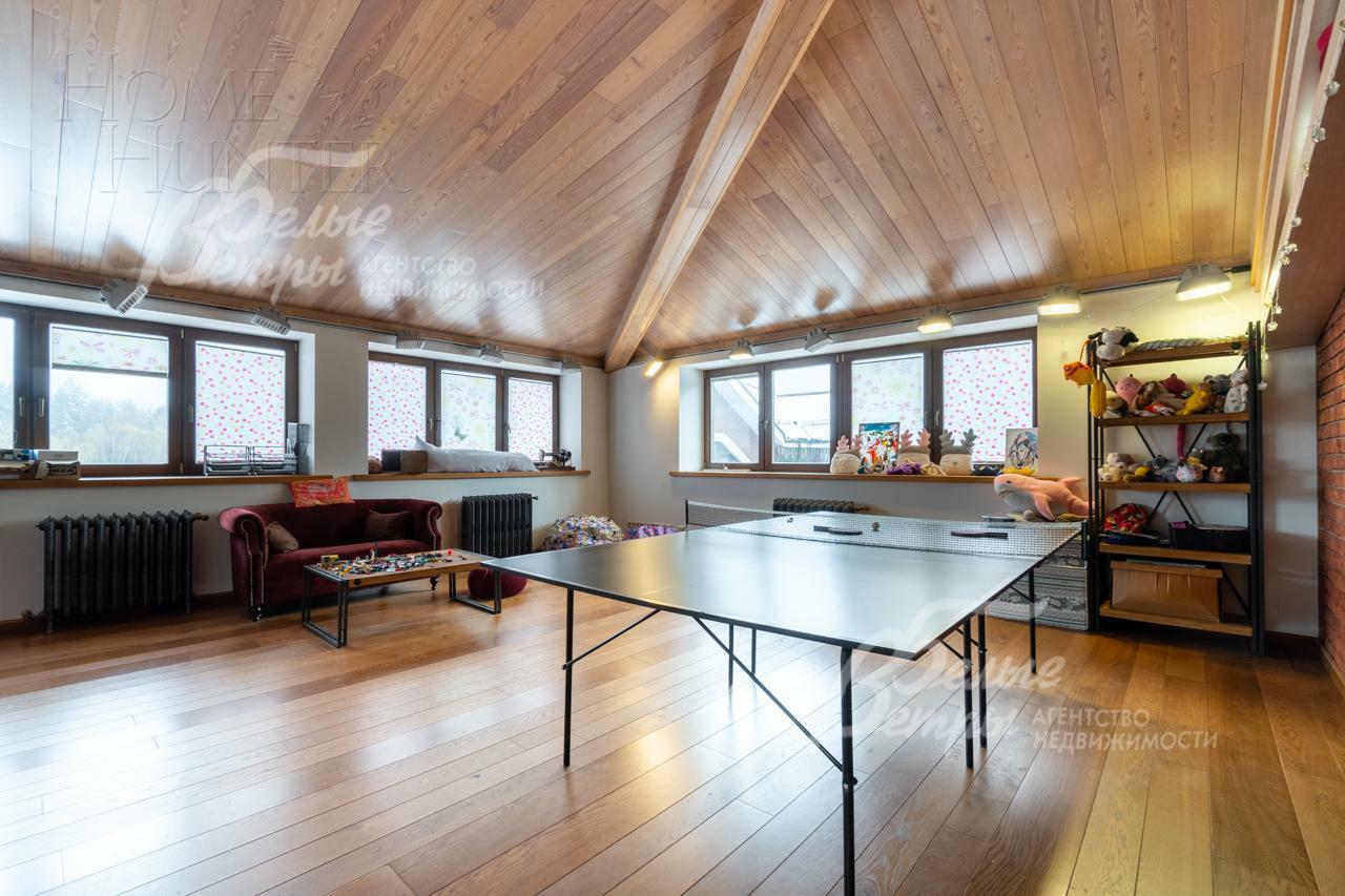 3-этажный коттедж 720 м² с отделкой