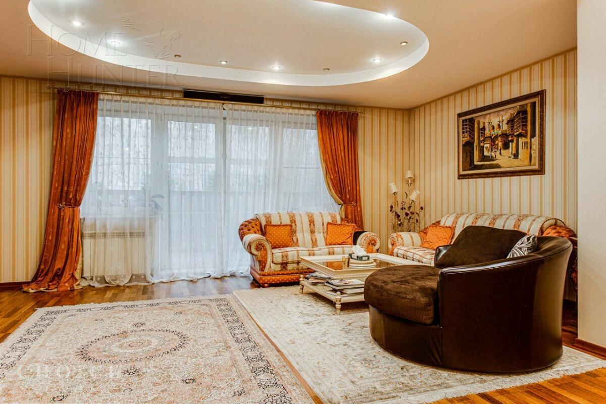 2-этажный коттедж 490 м² с отделкой