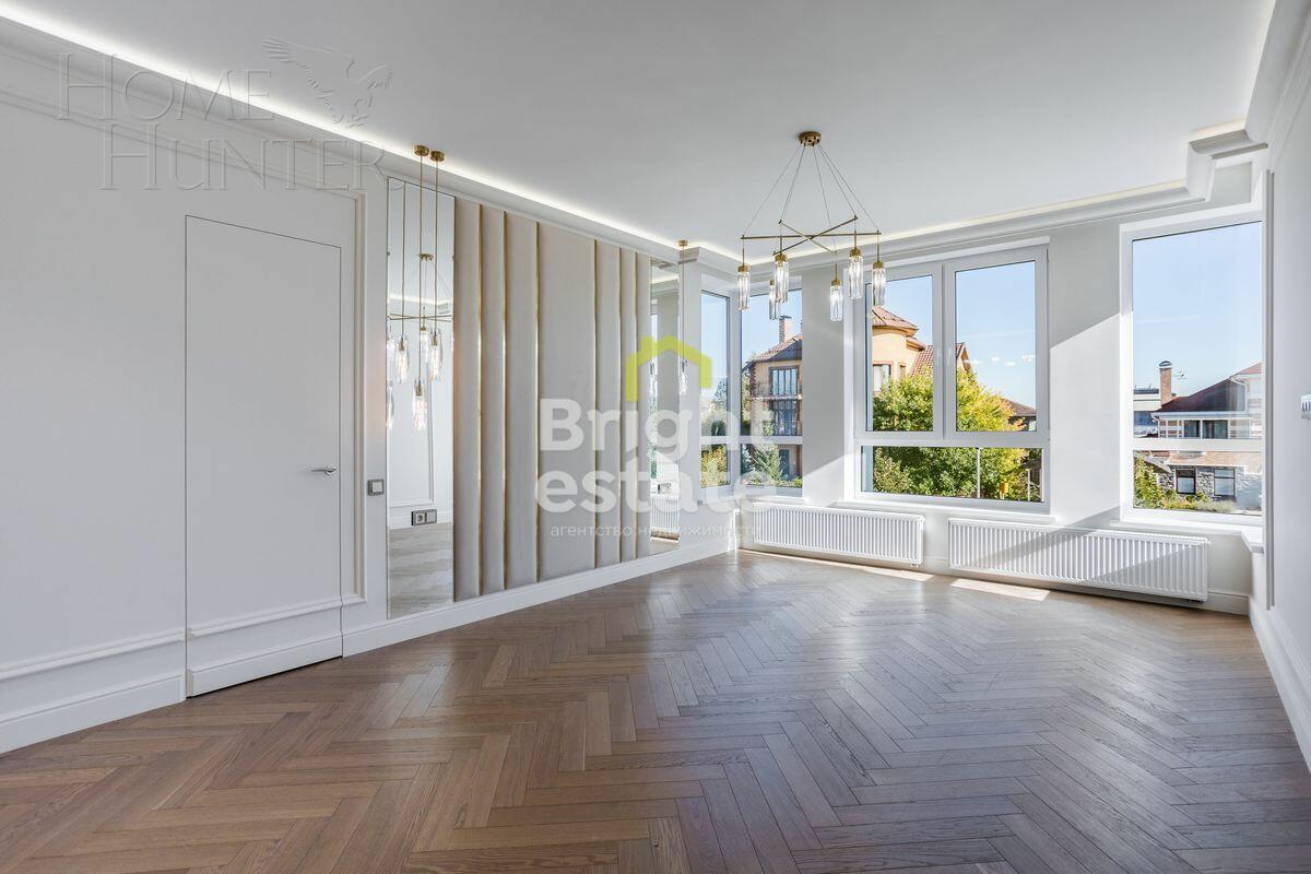 2-этажный коттедж 240 м² с отделкой