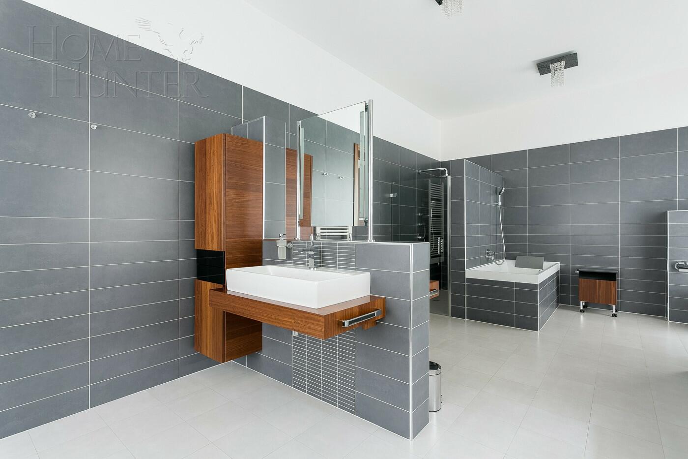 2-этажный коттедж 800 м² с отделкой