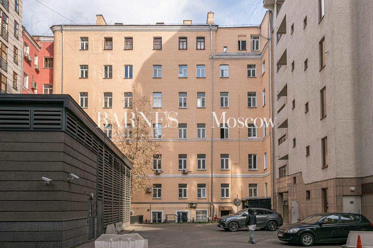 4-КОМН. КВАРТИРА С ОТДЕЛКОЙ 130 М² НА 4 ЭТАЖЕ