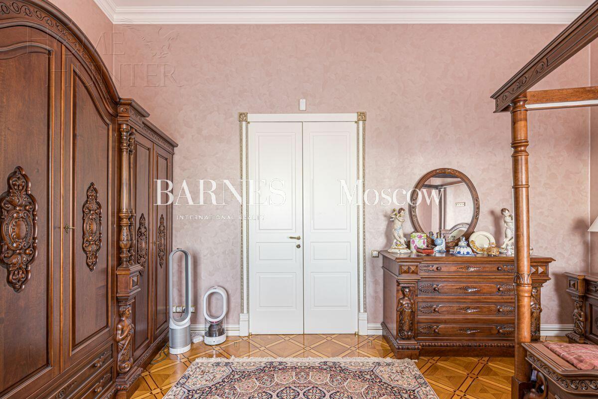 5-КОМН. КВАРТИРА С ОТДЕЛКОЙ 171.3 М² НА 6 ЭТАЖЕ