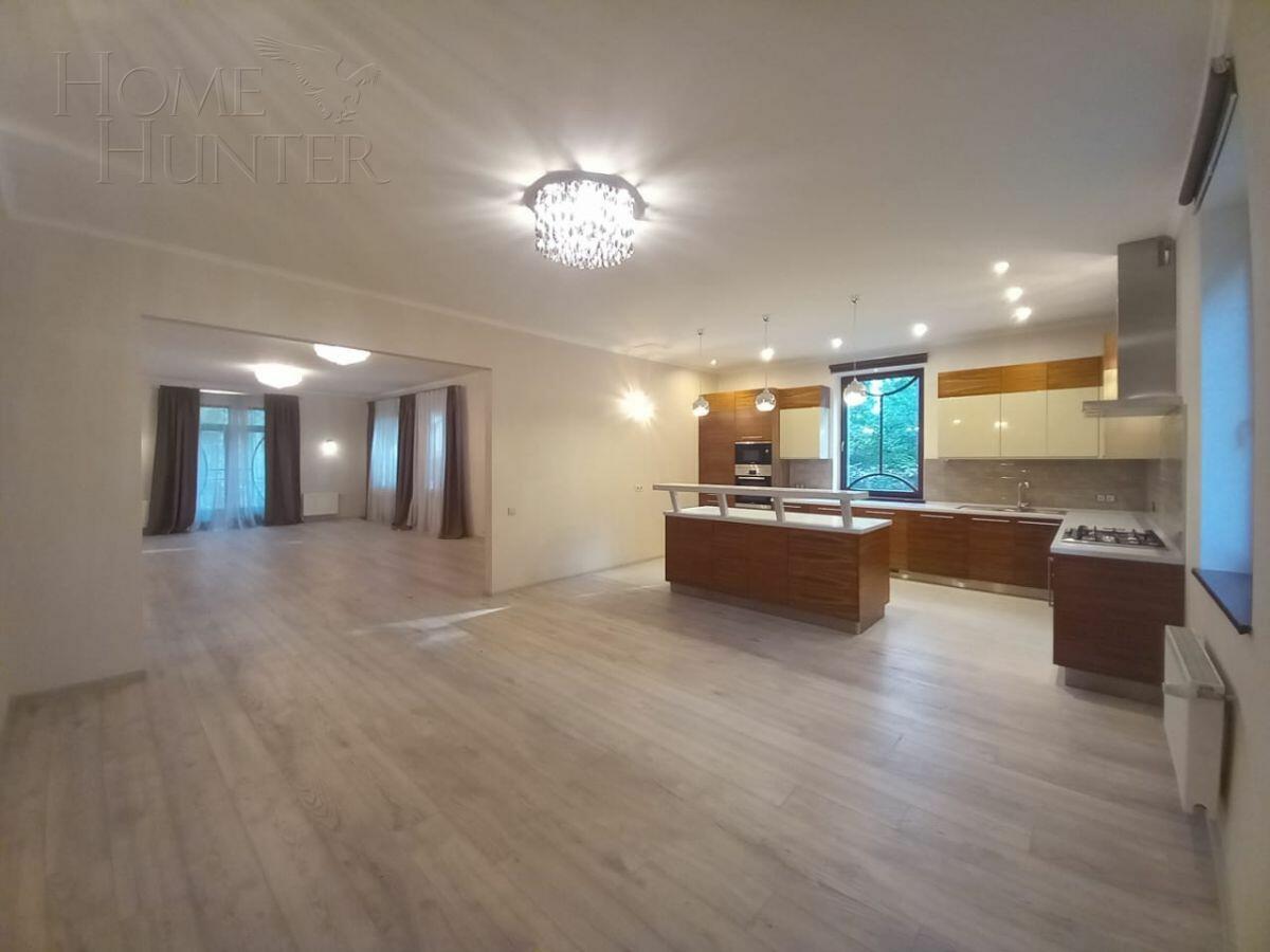 2-этажный коттедж 607 м² с отделкой