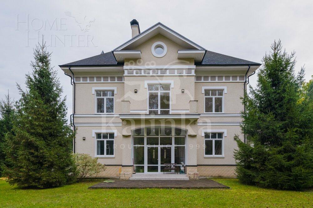 2-этажный коттедж 800 м² с отделкой