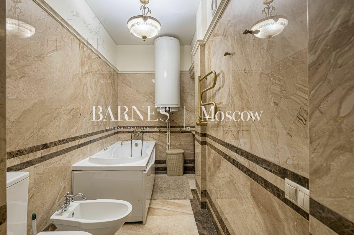 4-КОМН. КВАРТИРА С ОТДЕЛКОЙ 130 М² НА 4 ЭТАЖЕ