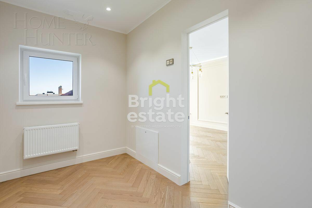 2-этажный коттедж 240 м² с отделкой