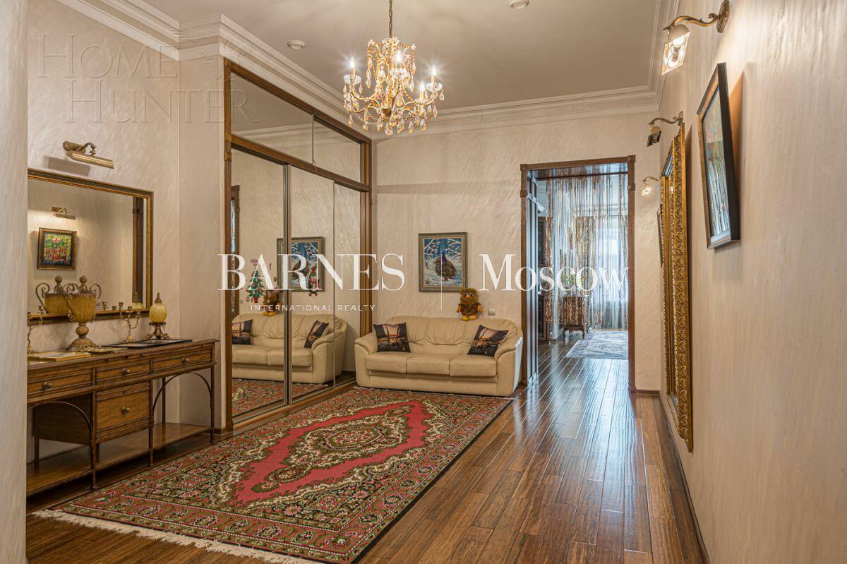 3-КОМН. КВАРТИРА С ОТДЕЛКОЙ 140 М² НА 2 ЭТАЖЕ