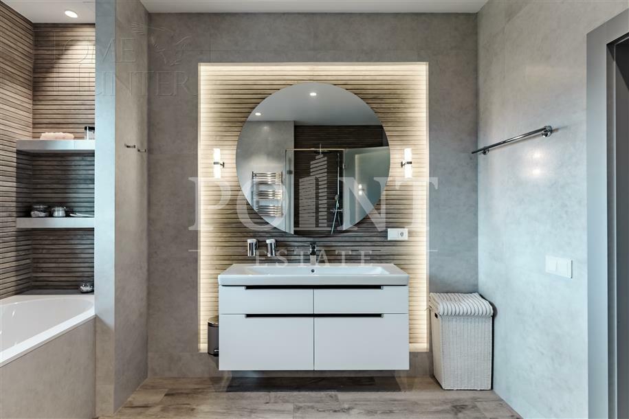 2-этажный коттедж 600 м² с отделкой