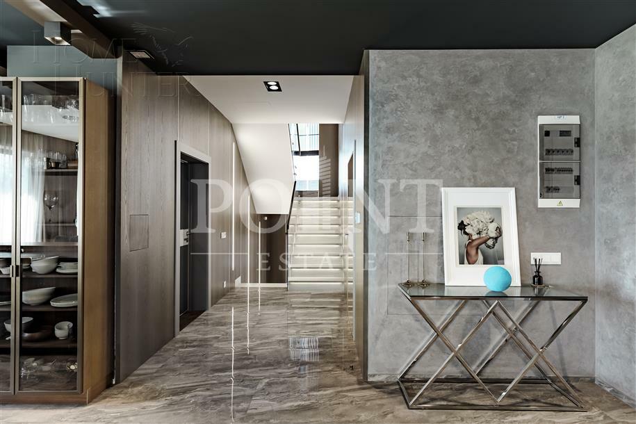 2-этажный коттедж 600 м² с отделкой