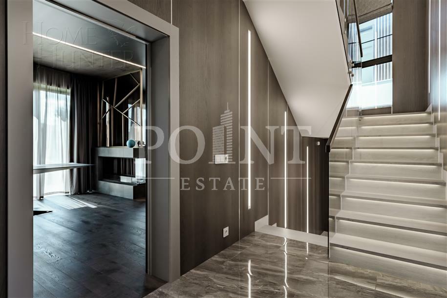 2-этажный коттедж 600 м² с отделкой