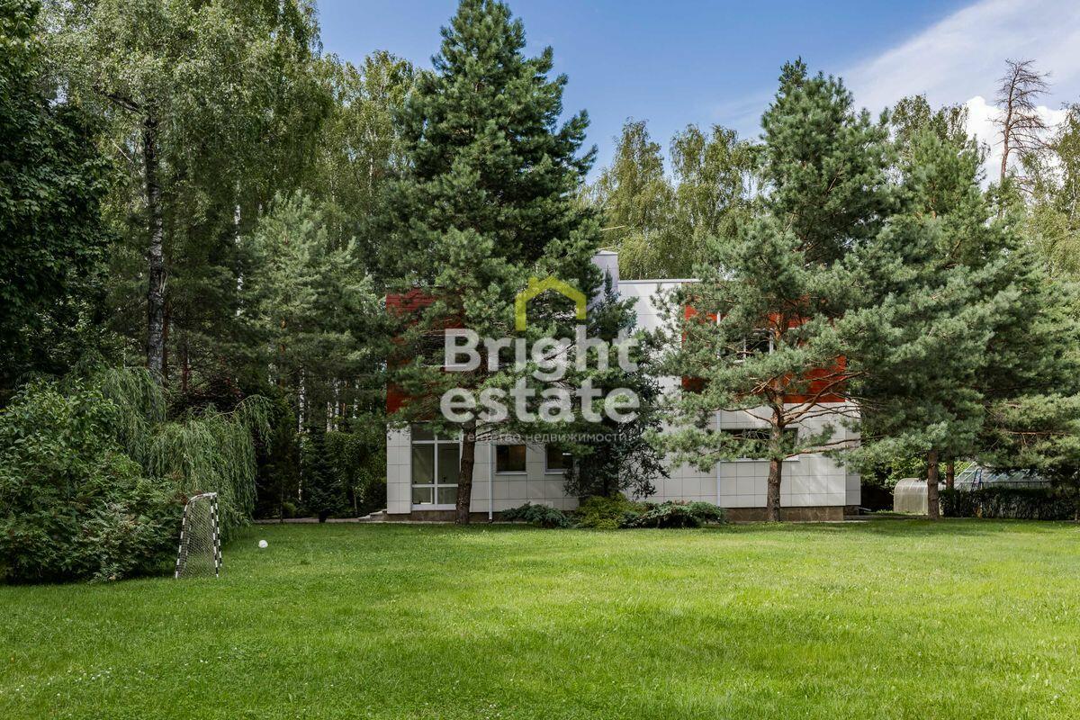 2-этажный коттедж 711 м² с отделкой