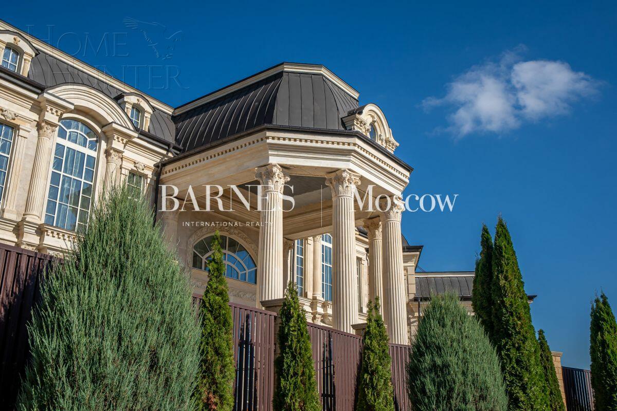 2-этажный коттедж 5 183 м² без отделки