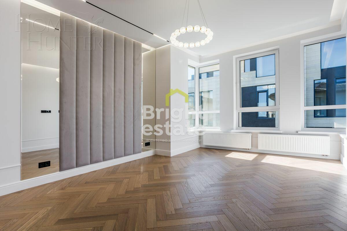 2-этажный коттедж 240 м² с отделкой