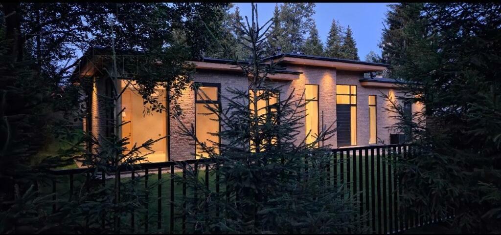 1-этажный коттедж 275 м² с отделкой