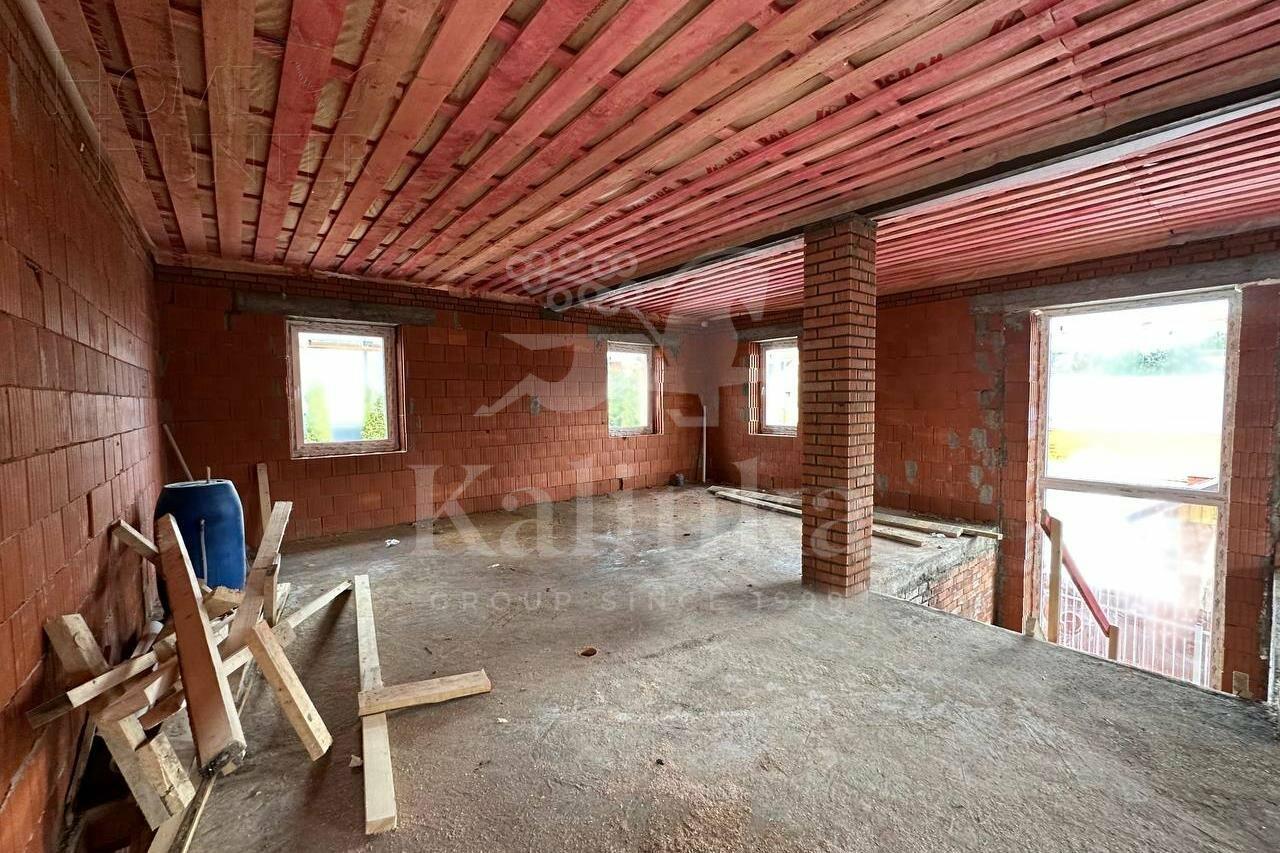 2-этажный коттедж 190 м² без отделки