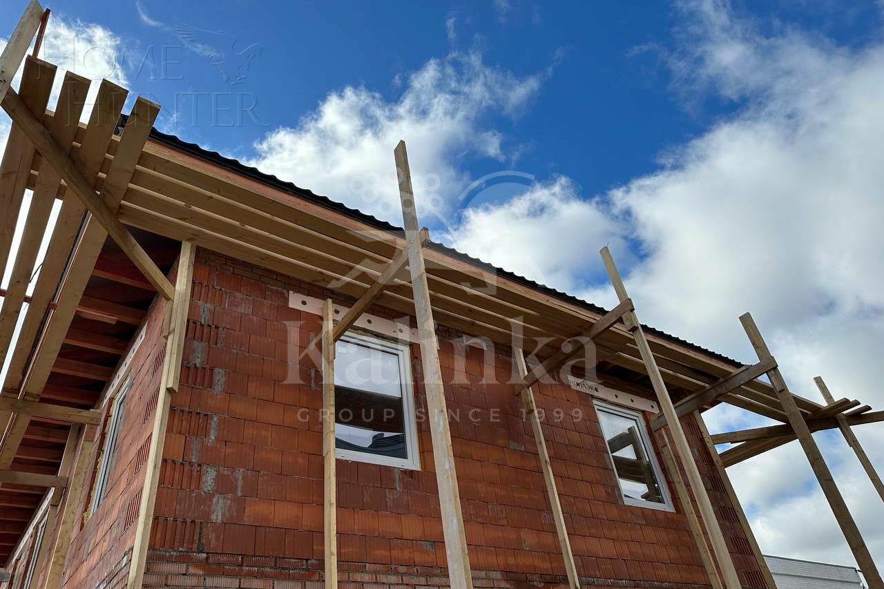 2-этажный коттедж 190 м² без отделки