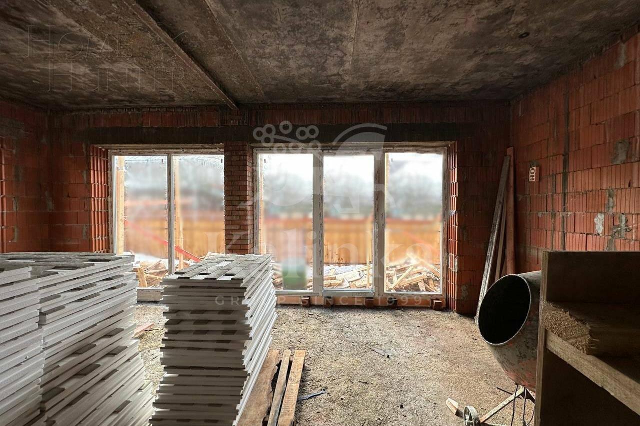 2-этажный коттедж 190 м² без отделки