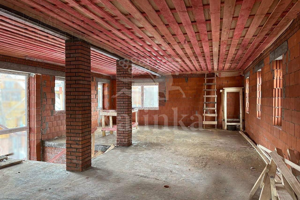 2-этажный коттедж 190 м² без отделки