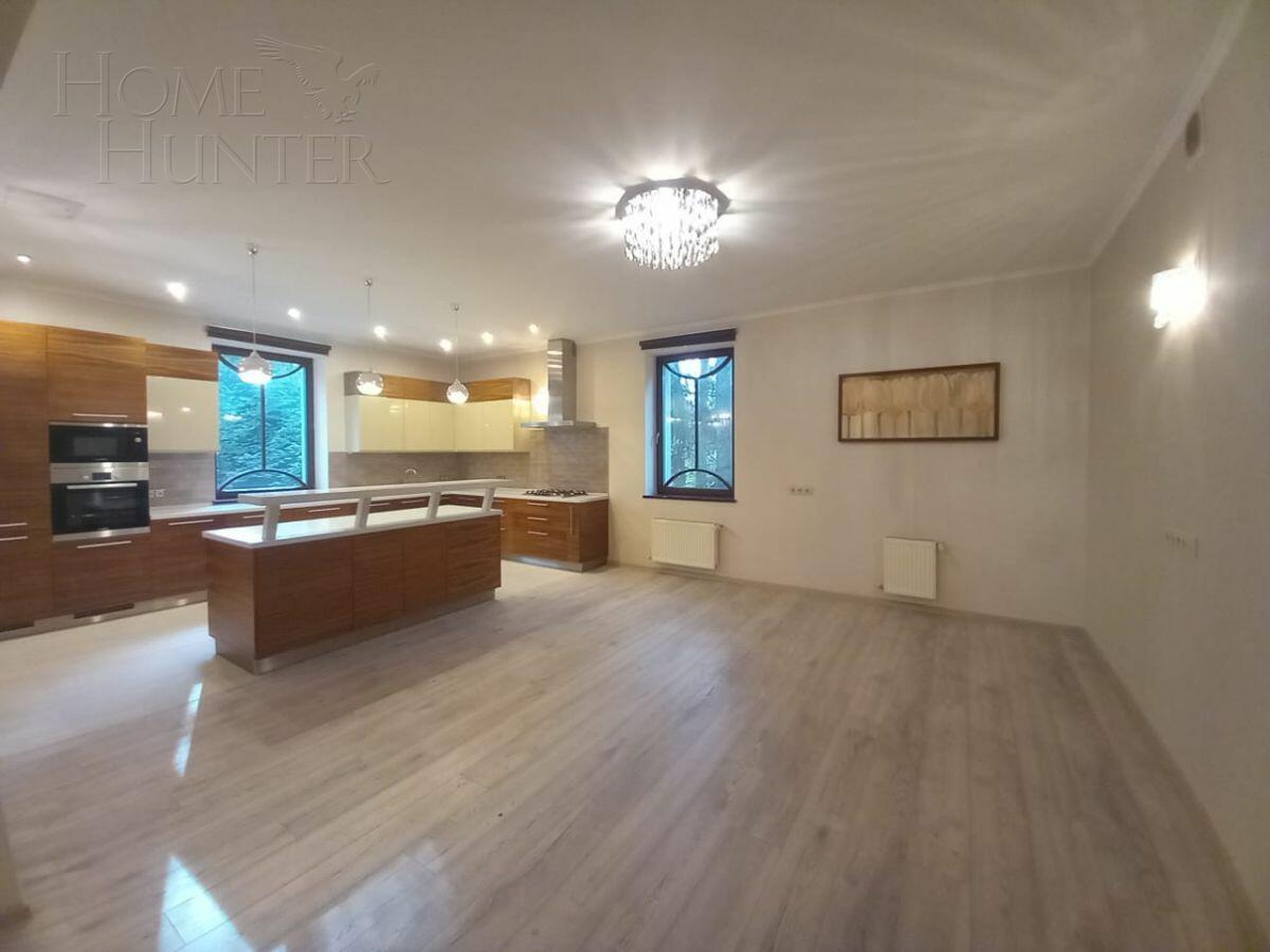 2-этажный коттедж 607 м² с отделкой