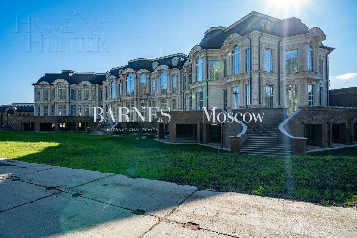 2-этажный коттедж 5 183 м² без отделки