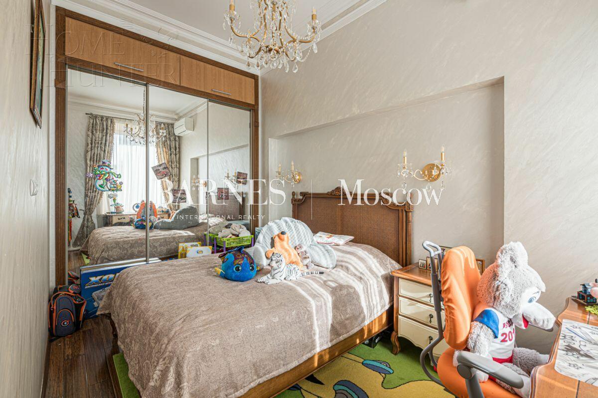 3-КОМН. КВАРТИРА С ОТДЕЛКОЙ 140 М² НА 2 ЭТАЖЕ