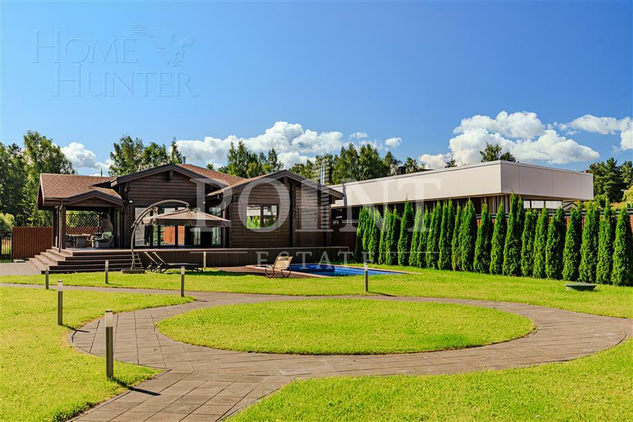 2-этажный коттедж 600 м² с отделкой