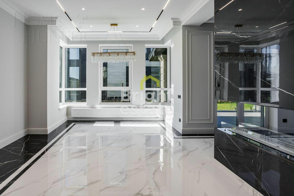 2-этажный коттедж 240 м² с отделкой