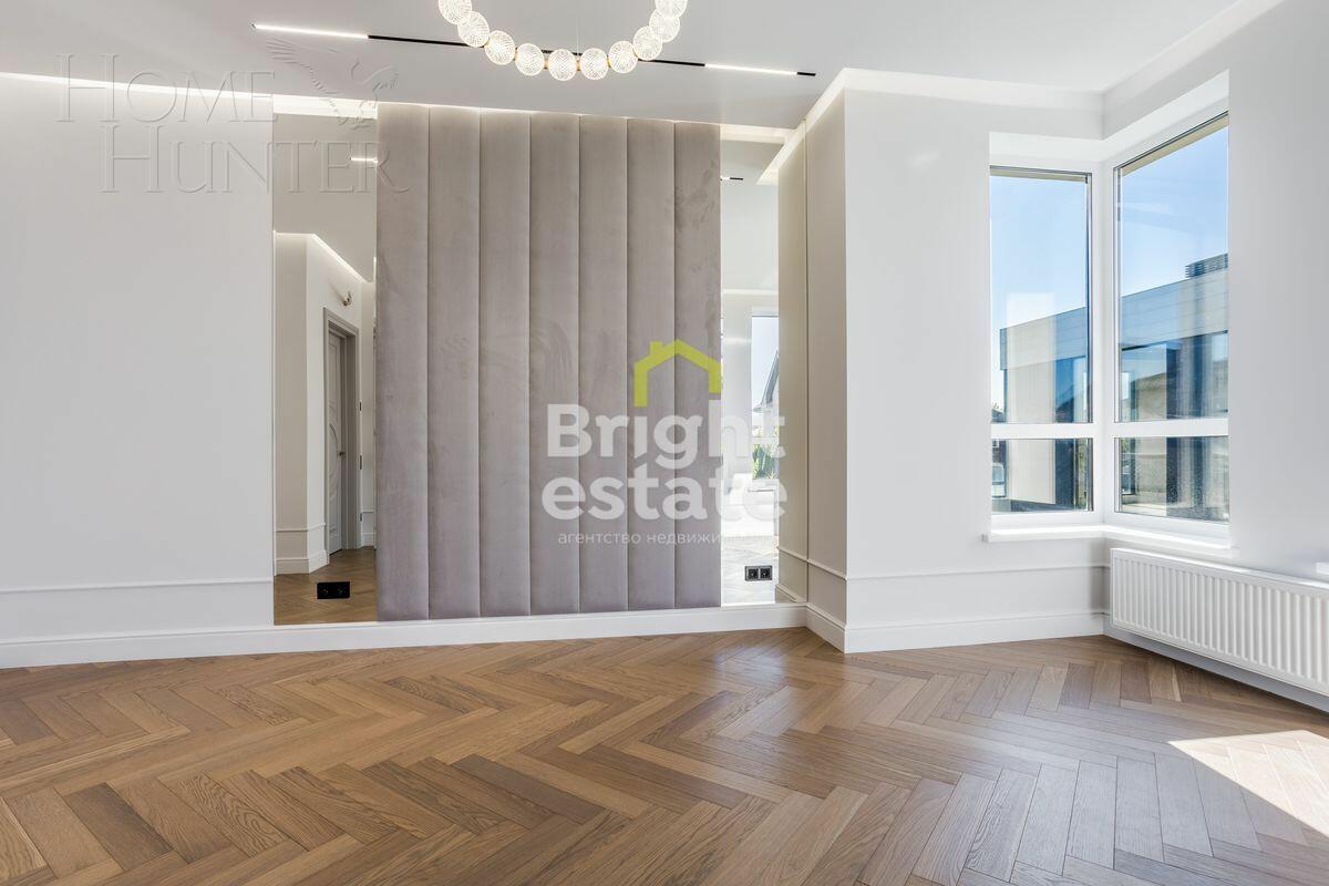 2-этажный коттедж 240 м² с отделкой