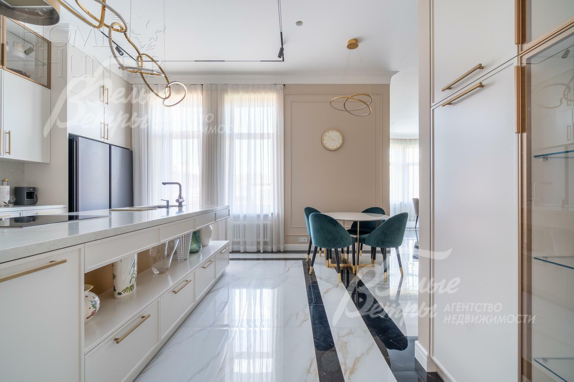 2-этажный коттедж 542 м² с отделкой