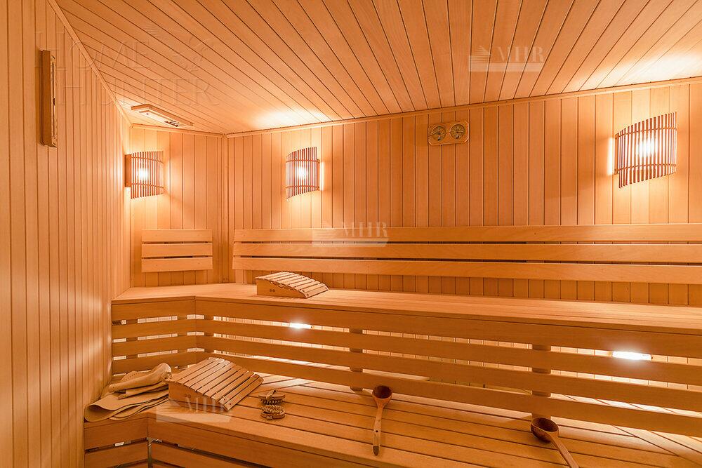 2-этажный коттедж 1 100 м² с отделкой