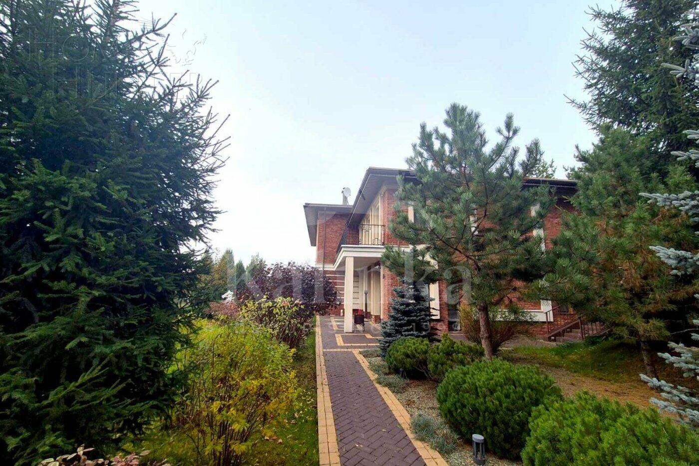 2-этажный коттедж 678 м² с отделкой