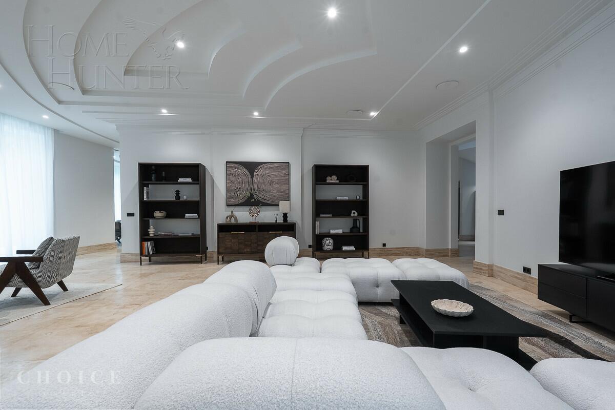 2-этажный коттедж 830 м² без отделки