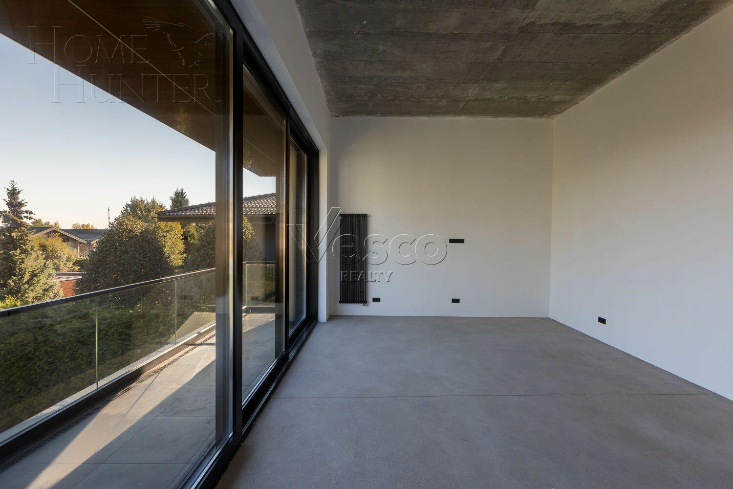 2-этажный коттедж 1 200 м² без отделки