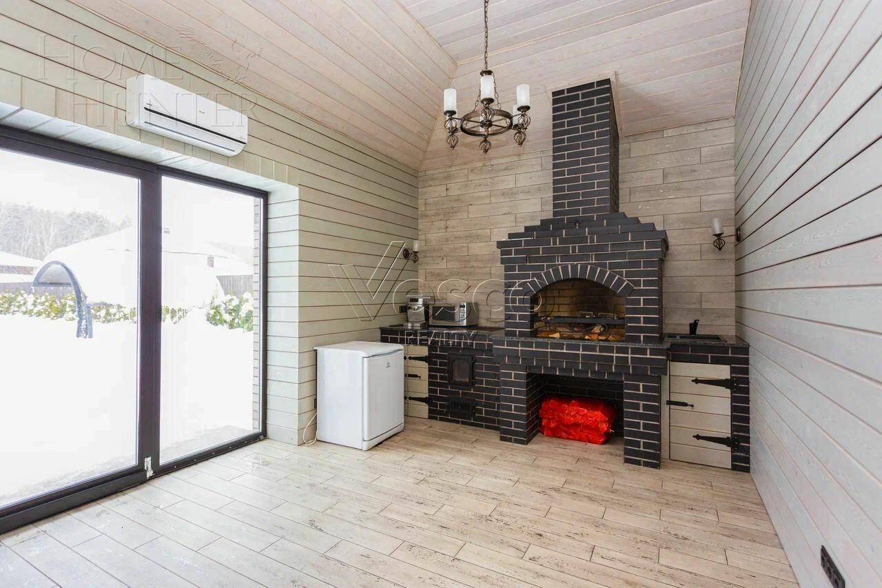 2-этажный коттедж 325 м² с отделкой