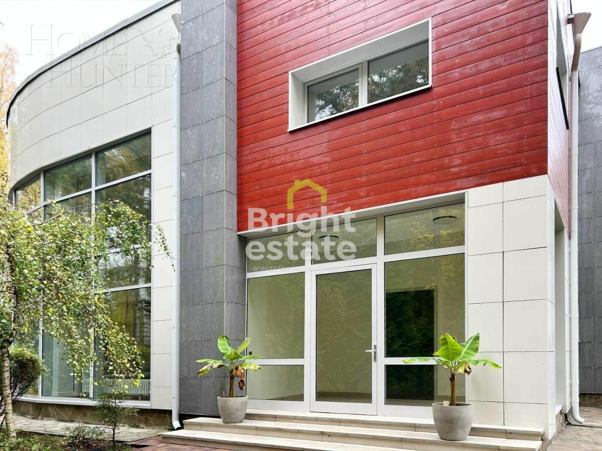 2-этажный коттедж 711 м² с отделкой