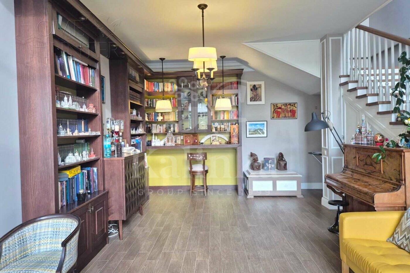 2-этажный коттедж 678 м² с отделкой