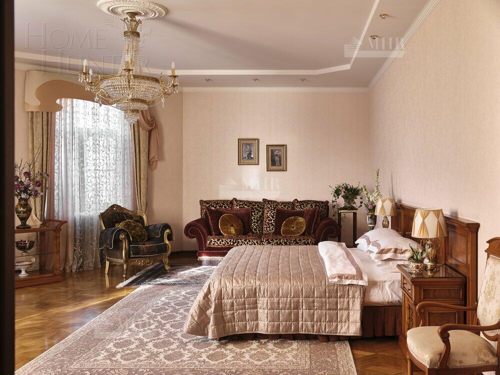 2-этажный коттедж 1 100 м² с отделкой