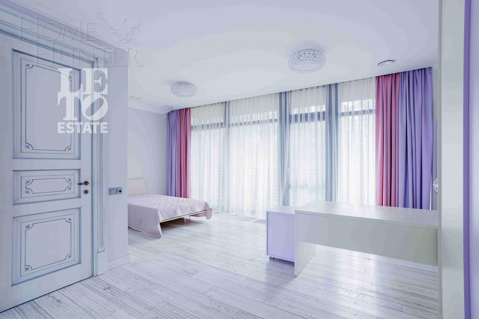 2-этажный таунхаус 430 м² с отделкой