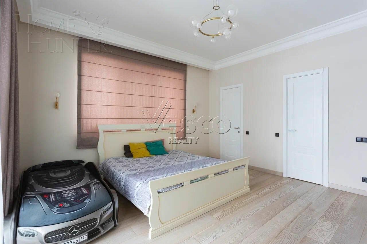 2-этажный коттедж 325 м² с отделкой