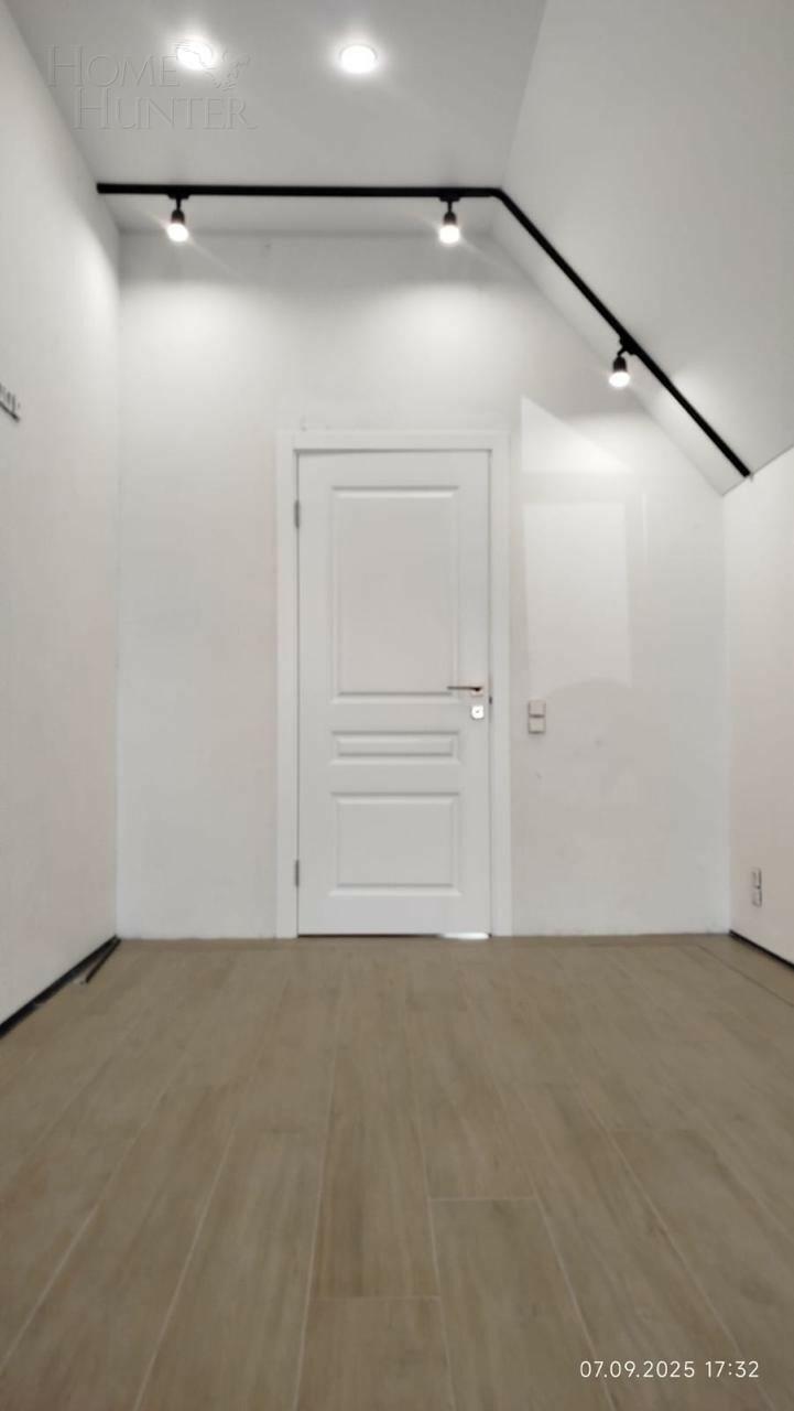 3-этажный коттедж 180 м² без отделки