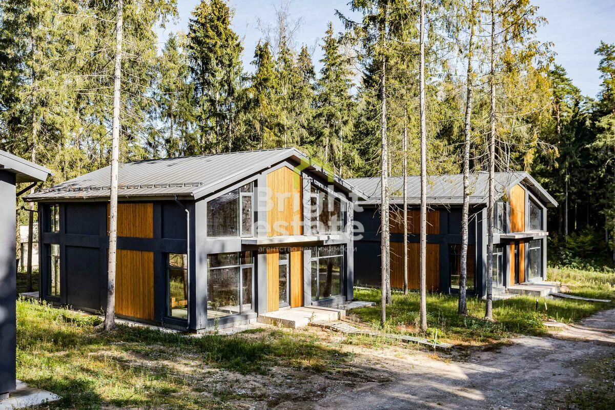 2-этажный коттедж 306 м² без отделки