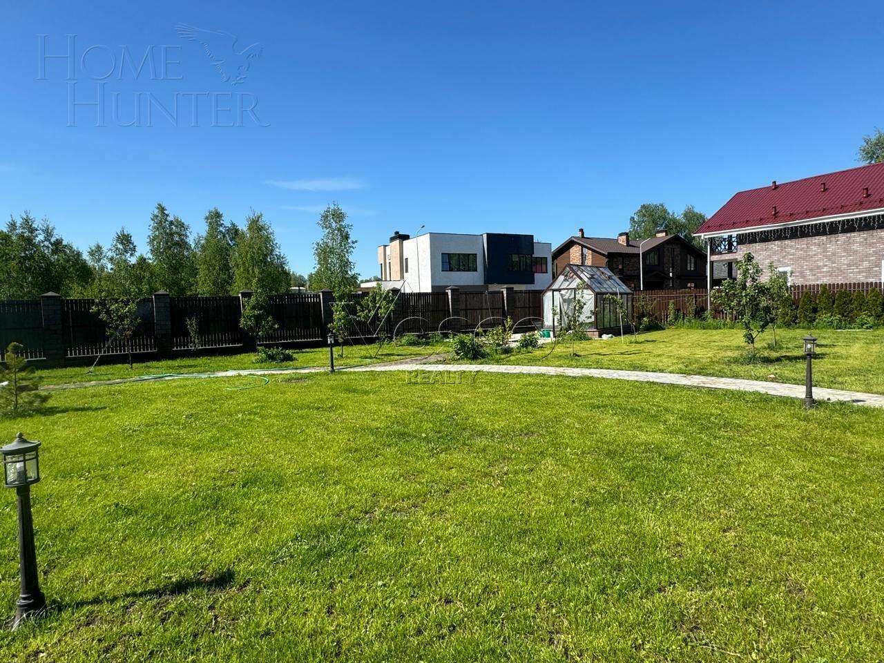 2-этажный коттедж 325 м² с отделкой