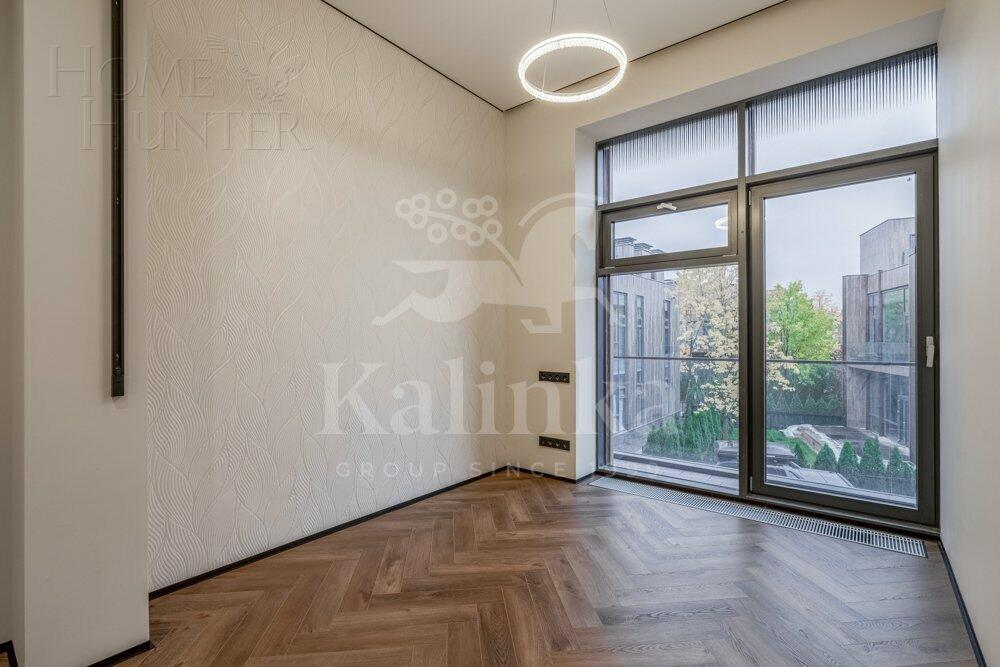 3-этажный таунхаус 168.7 м² без отделки