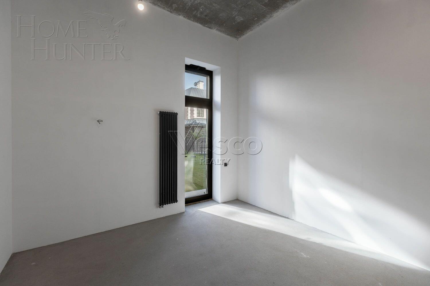 2-этажный коттедж 1 200 м² без отделки