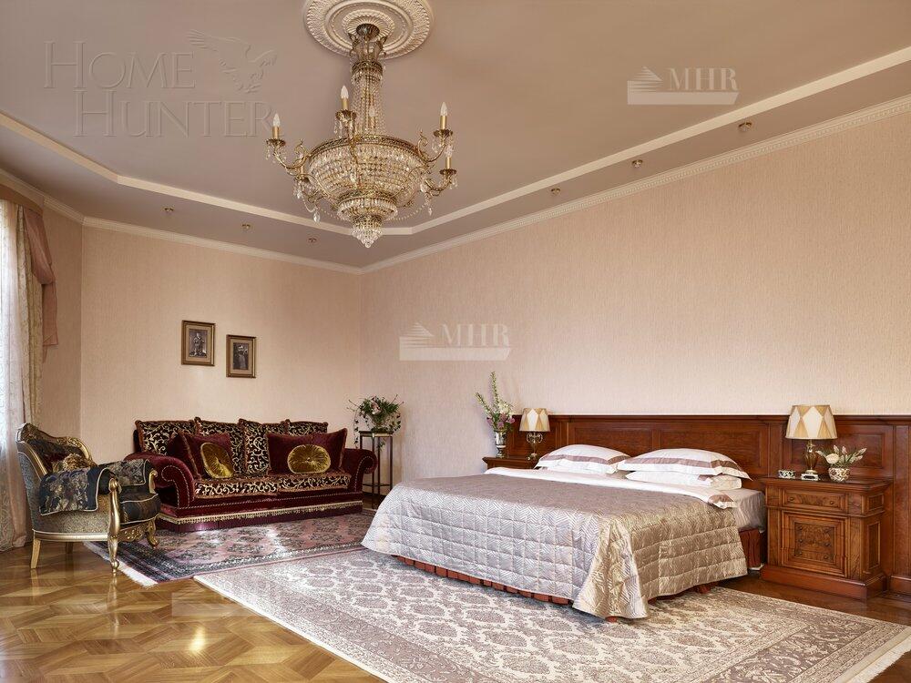 2-этажный коттедж 1 100 м² с отделкой