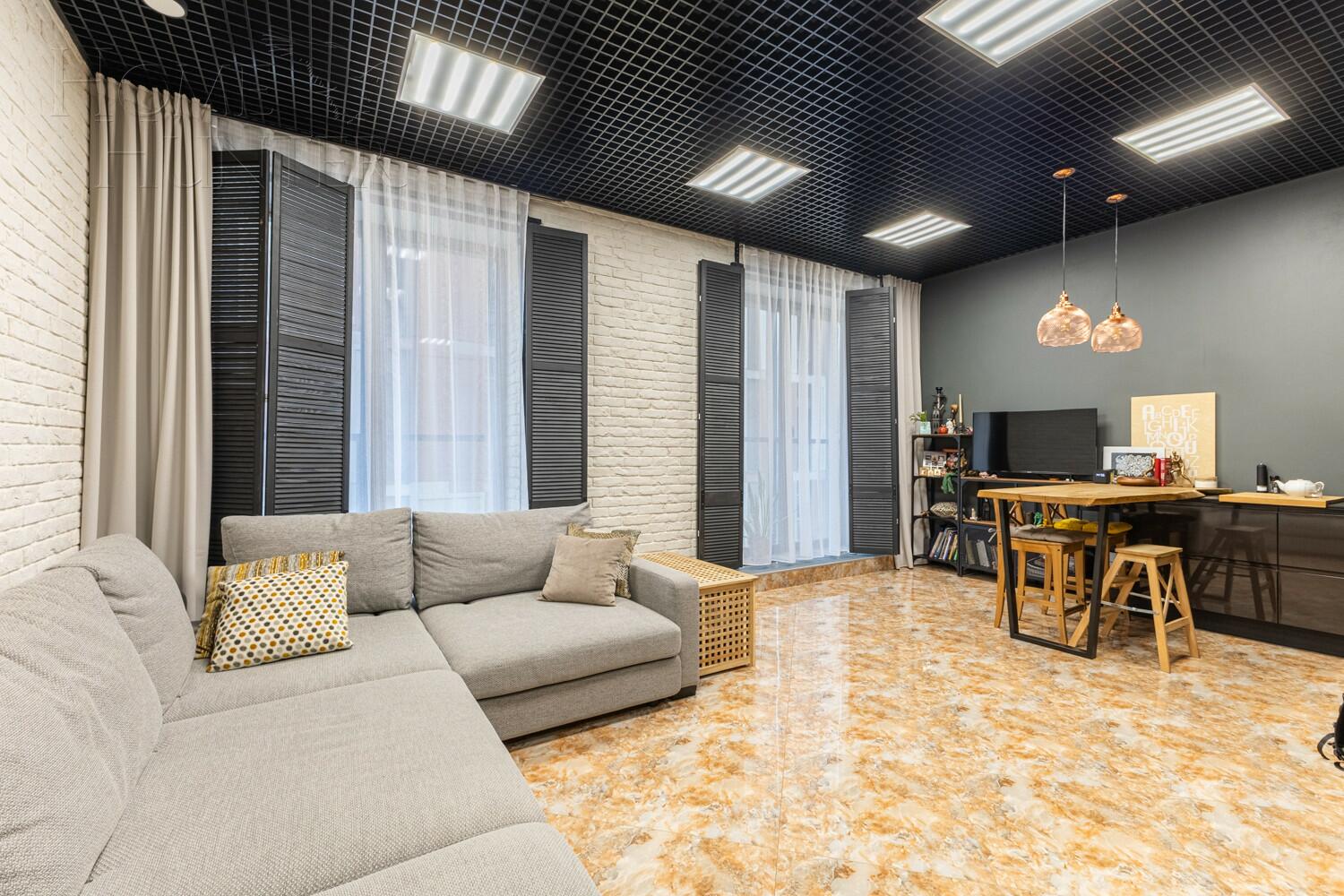 2-КОМН. КВАРТИРА С ОТДЕЛКОЙ 68.7 М² НА 3 ЭТАЖЕ